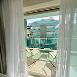 Sa Apartments! Cleopatra Beachfront 2bd *