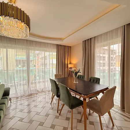 Sa Apartments! Cleopatra Beachfront 2bd * Αλάνια