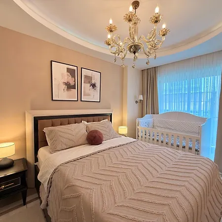 Sa Apartments! Cleopatra Beachfront 2bd Апартаменты