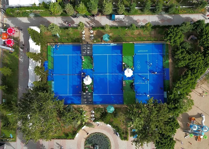 Sa Apartments! Cleopatra Beachfront 2bd Апартаменты