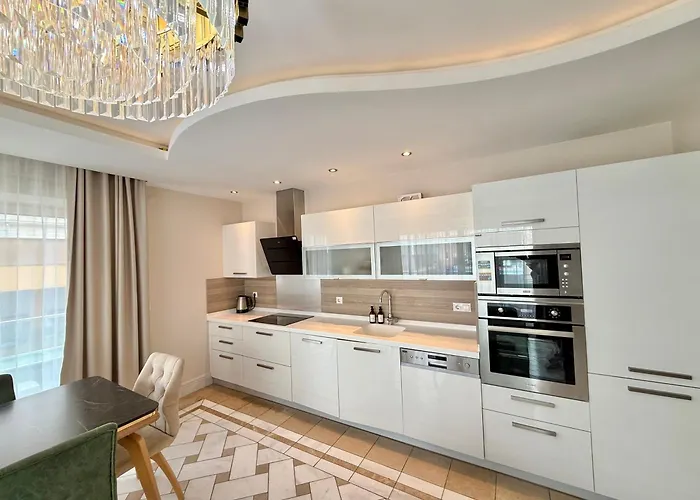 Апартаменты Sa Apartments! Cleopatra Beachfront 2bd Алания