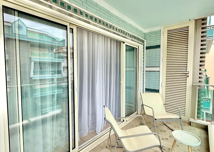 Sa Apartments! Cleopatra Beachfront 2bd Алания