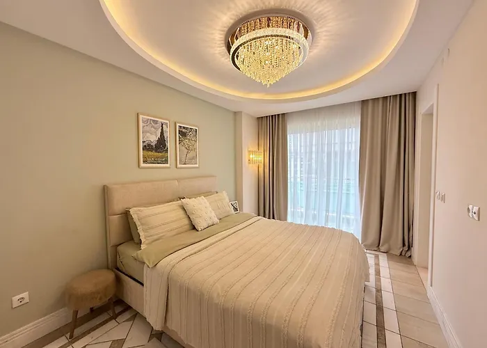 Sa Apartments! Cleopatra Beachfront 2bd *