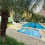 Apartment Sa Apartments! Cleopatra Beachfront 2bd Alanya