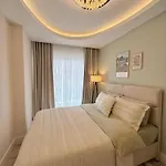 Sa Apartments! Cleopatra Beachfront 2bd Alanya