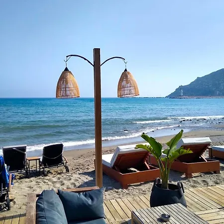 Sa Apartments! 1bd Flat 200m To The Beach! Apartament