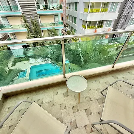 Sa Apartments! Cleopatra Beachfront 2bd Appartement *