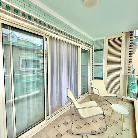 Sa Apartments! Cleopatra Beachfront 2bd Alanya
