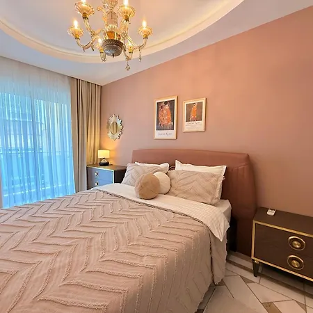 Sa Apartments! Cleopatra Beachfront 2bd *