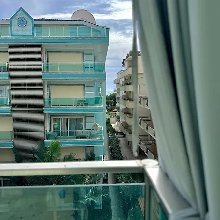 Appartement Sa Apartments! Cleopatra Beachfront 2bd *