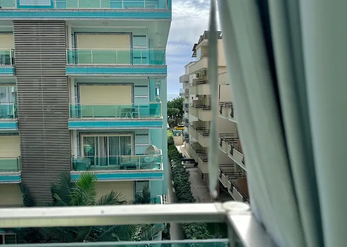 Apartamento Sa Apartments! Cleopatra Beachfront 2bd *