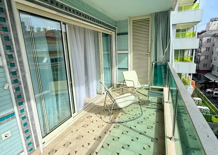Apartamento Sa Apartments! Cleopatra Beachfront 2bd *